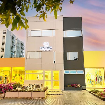 Stanza Hotel Monteria Bagian luar foto