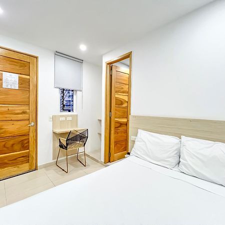 Stanza Hotel Monteria Bagian luar foto